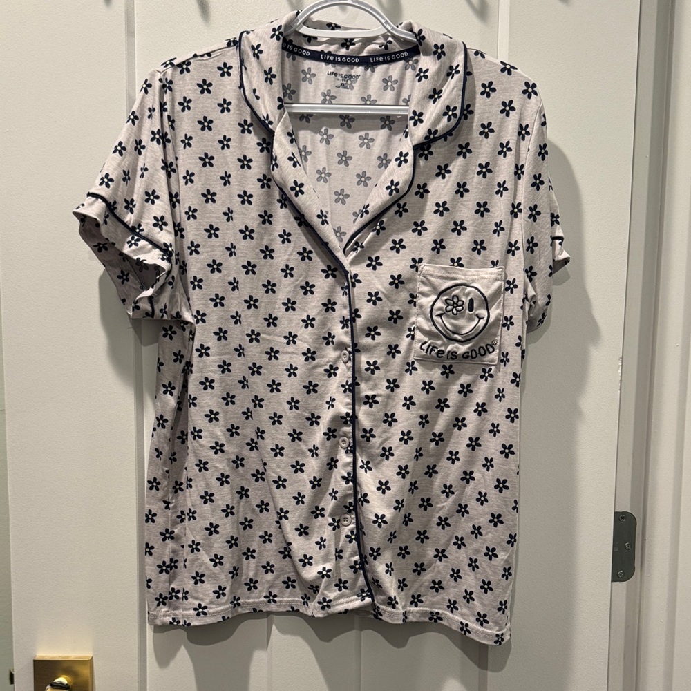 Women’s Floral Button-Up Pajama Shirt - Gray